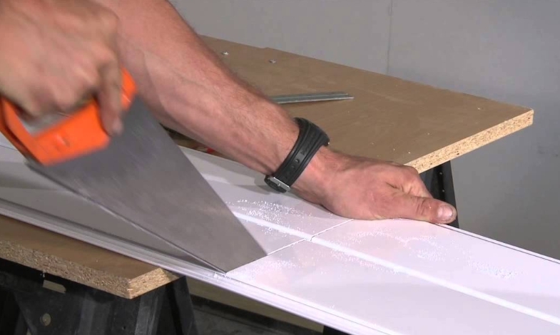 резать панели